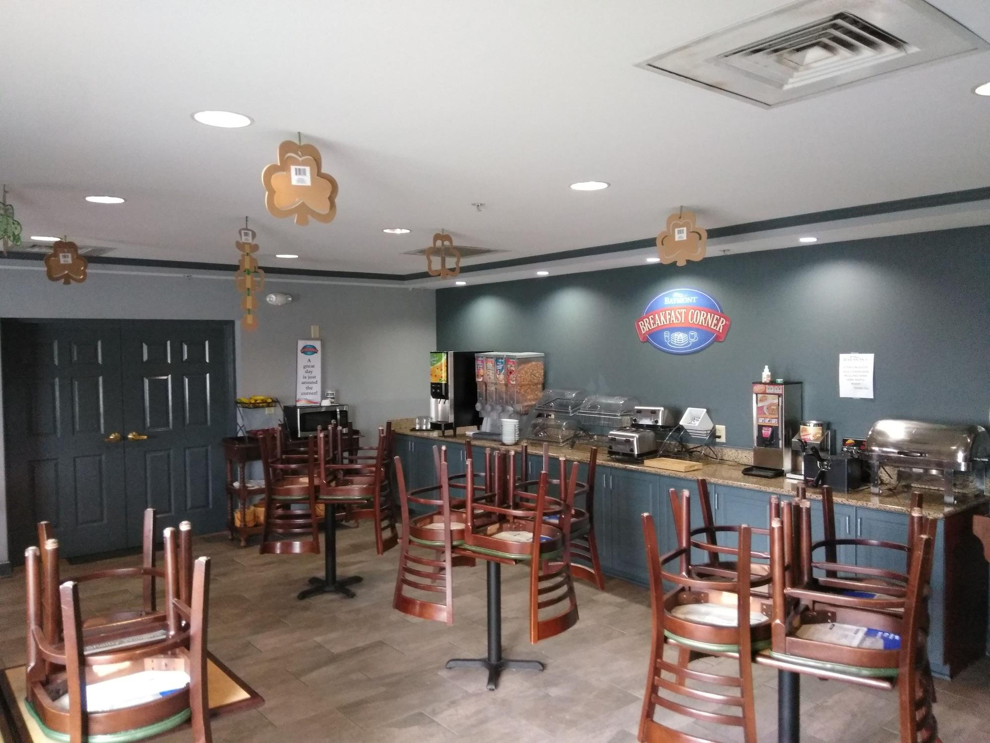 克林顿贝蒙特套房酒店 Clinton 外观 照片