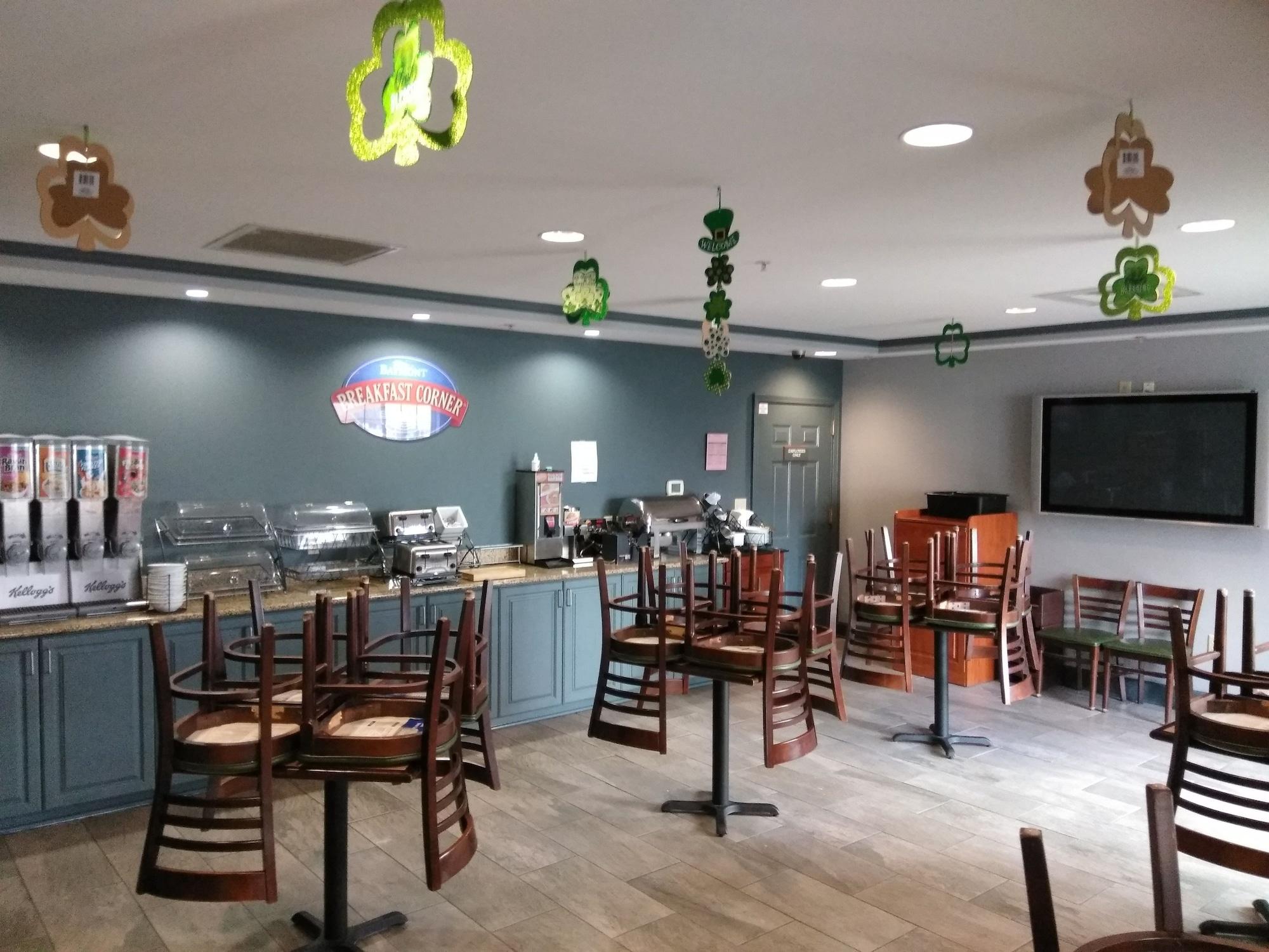 克林顿贝蒙特套房酒店 Clinton 外观 照片